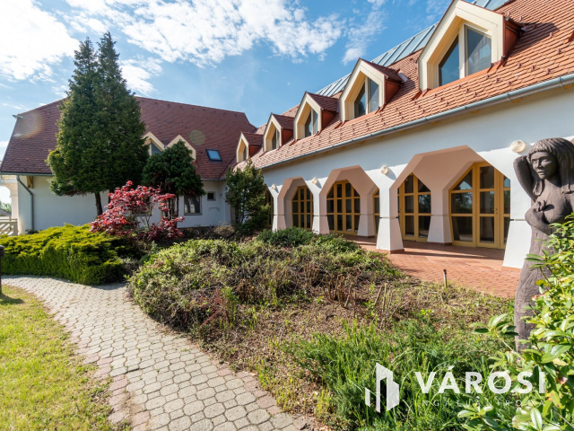 Lehetőségekben gazdag, szálloda Vonyarcvashegyen!