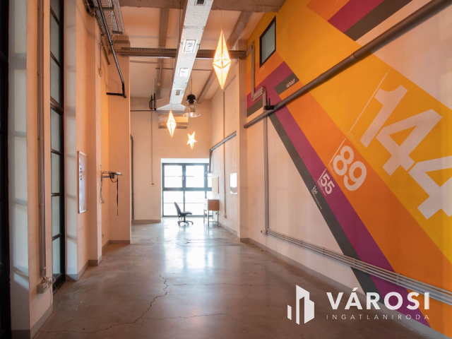 Amerikai életérzés Óbudán szenzációs, 1000 m2 loft irodában