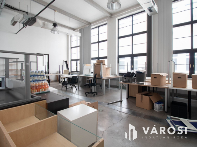 Amerikai életérzés Óbudán szenzációs, 1000 m2 loft irodában