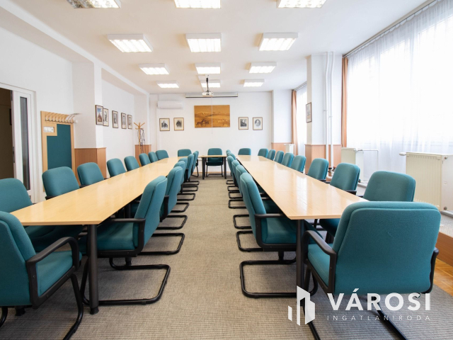 109 m2-es önálló irodaegyüttes kiadó a Lehel tértől 500 m-re