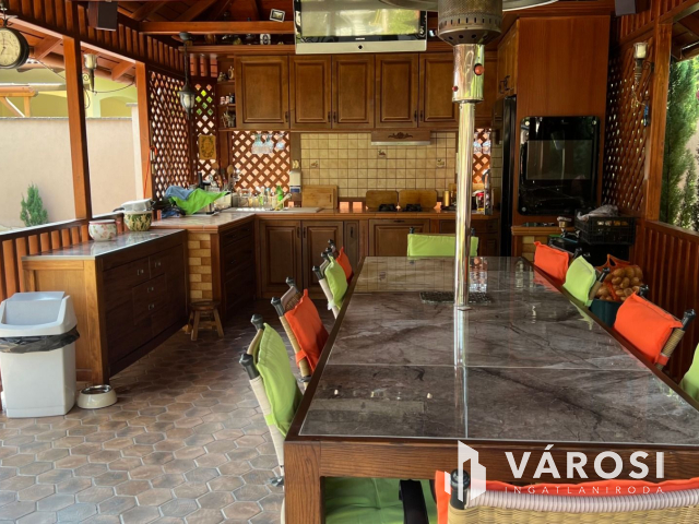 Liget Lakóparki Luxus Ingatlan