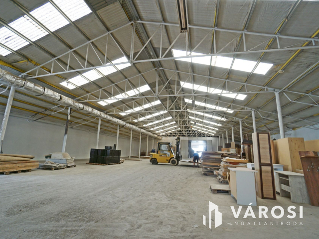 Telephely eladó ipari övezetben