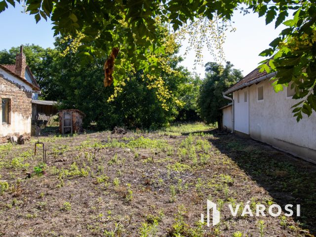 Felújítandó/ bontandó ház Jaminában