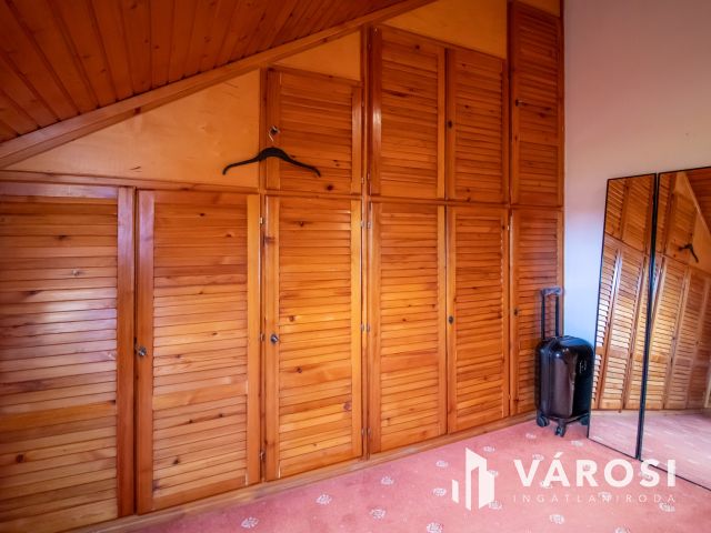 Otthonos álomház a Ráchegyen