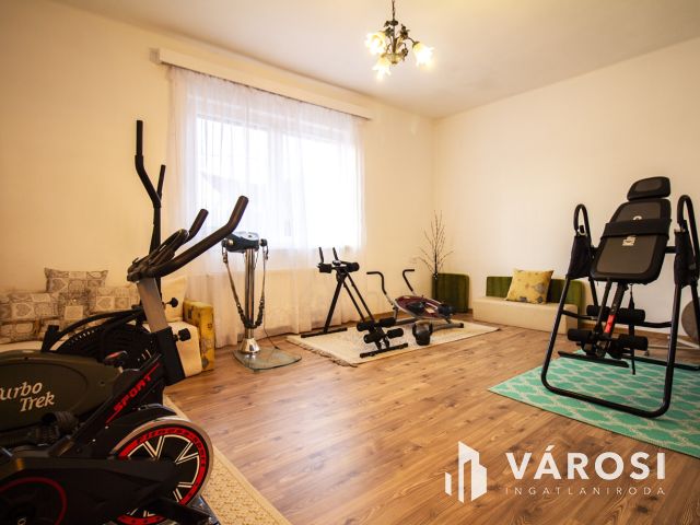 Tágas, kényelmes otthon Szeged-Kiskundorozsmán!