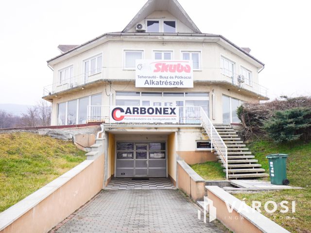 Sokoldalú ipari ingatlan Vértesszőlősön!