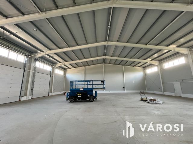 Debrecen Déli ipari park, új telephely csarnokkal kiadó!