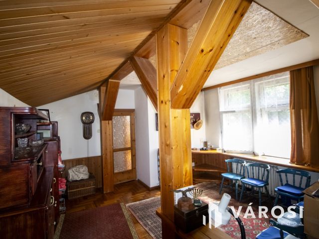 Turisztikai, közösségi célra is alkalmas üdülő Szanazugban