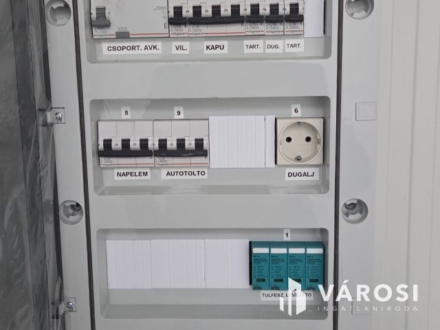 Új, eladó raktár Alsónémedin, ami 2 kapun rakodható