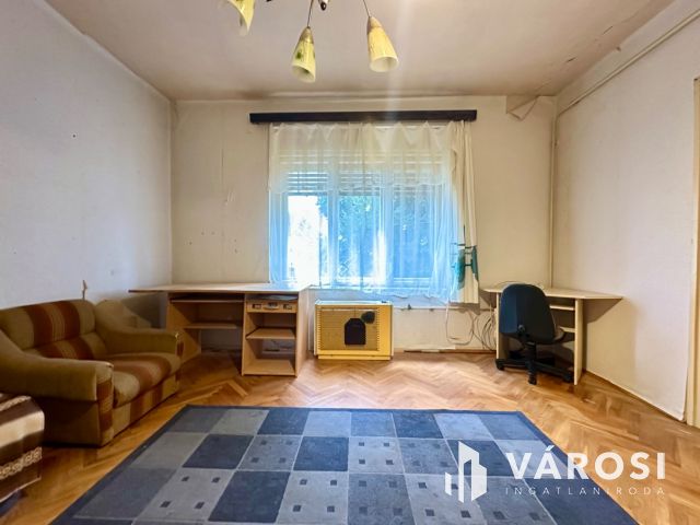 Forgách Antal úton reális áron ikerház eladó!