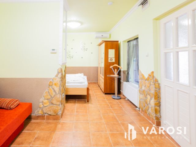 Az év szállása eladó! Apartmanház a fürdő mellett