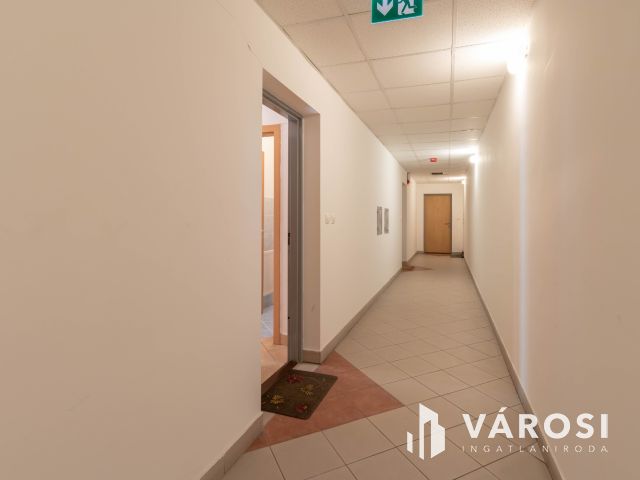 37 m2-es kiváló állapotú iroda Pesterzsébet központjában