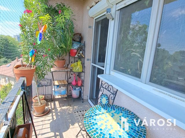 Egyetem közelében 51 nm-es lakás megvásárolható garázzsal