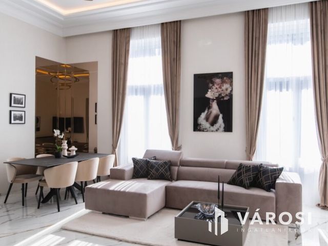 Luxuslakás eladó Újlipótvárosban a Vígszínház mellett