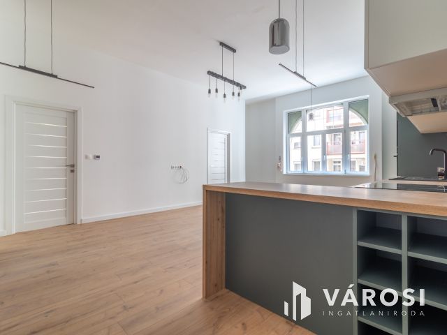 3  lakás egyben eladó a XIII. kerület szívében!