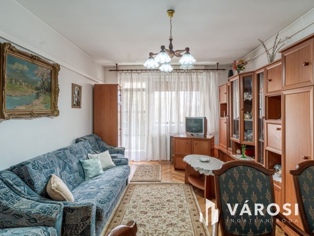 Géém on  - eladó tégla lakás -