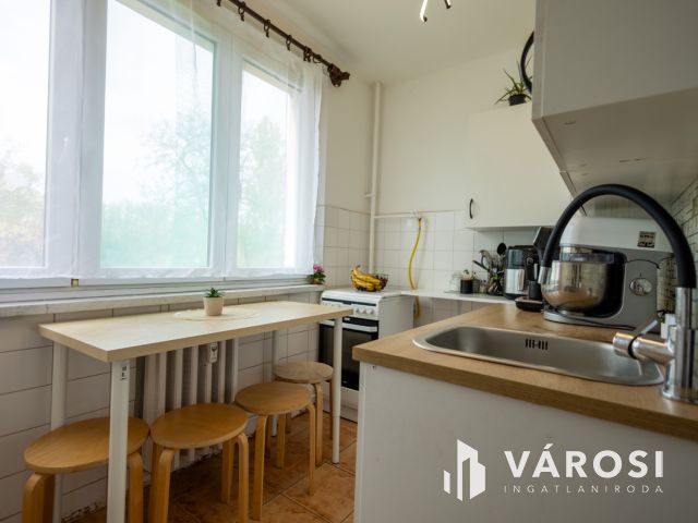 Felújított panelprogramos lakás a Liget közelében