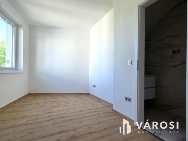 Szinte egyetlen ilyen lehetőség-új költözhető lakás-Debrecen