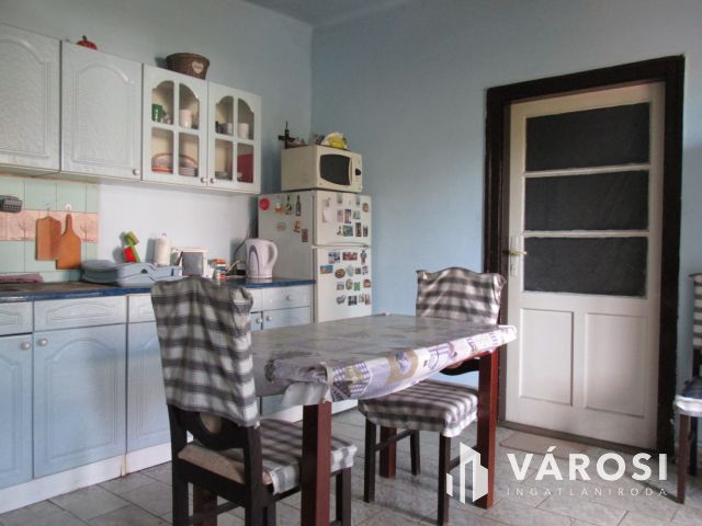 Ideális otthon zöld környezetben, panorámával a Börzsönyre!